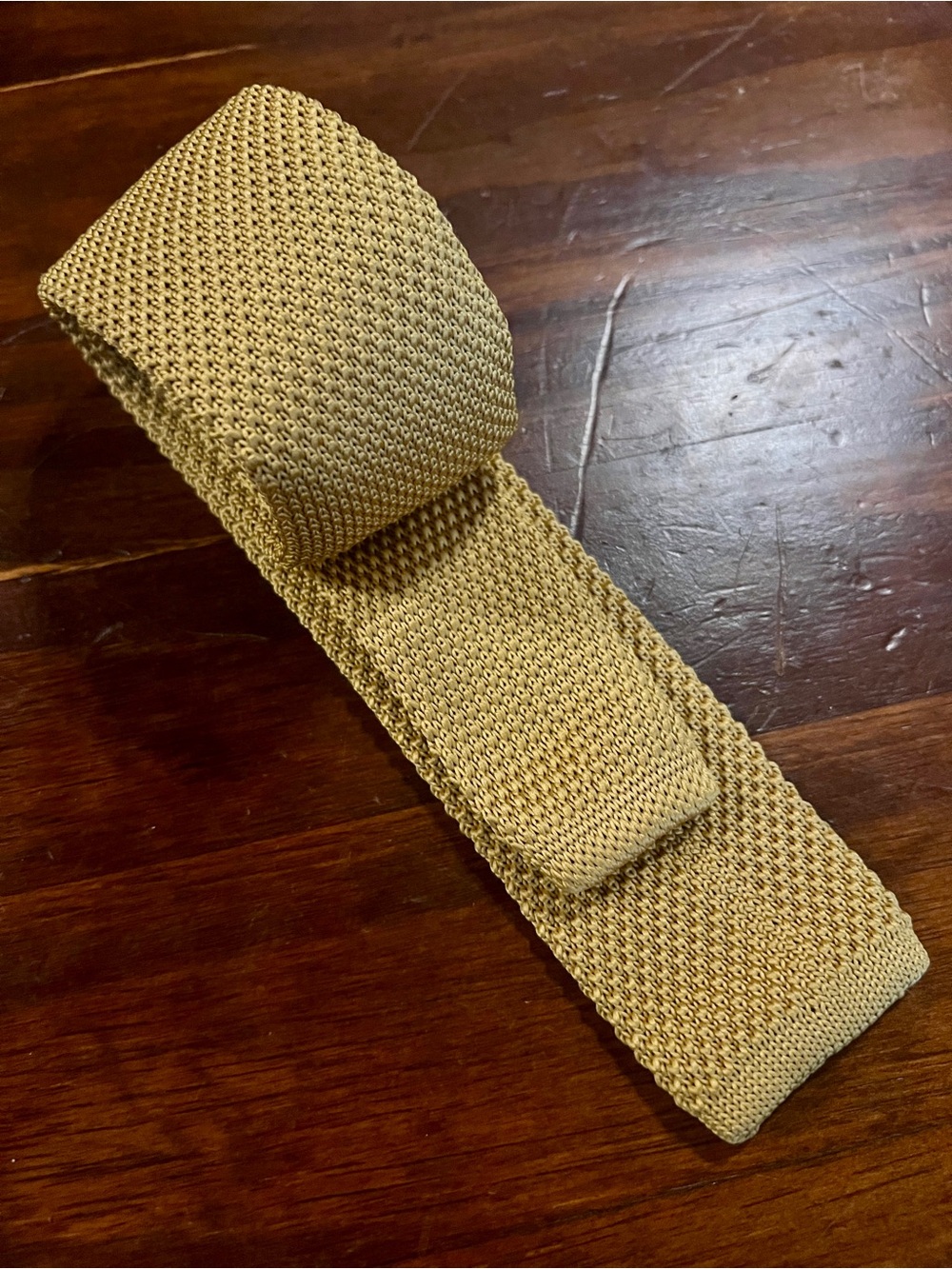 Retro Woven Knit Tie Vintage Gold - Picture 3 of 7